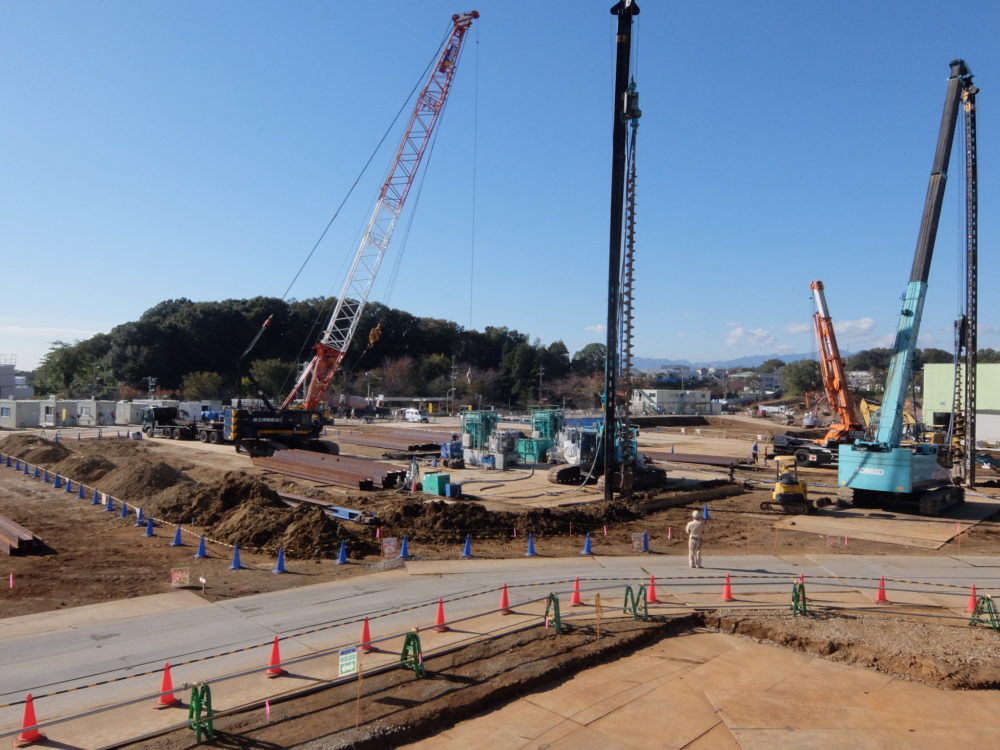 ⑤工場棟建築工事状況（11月上旬）